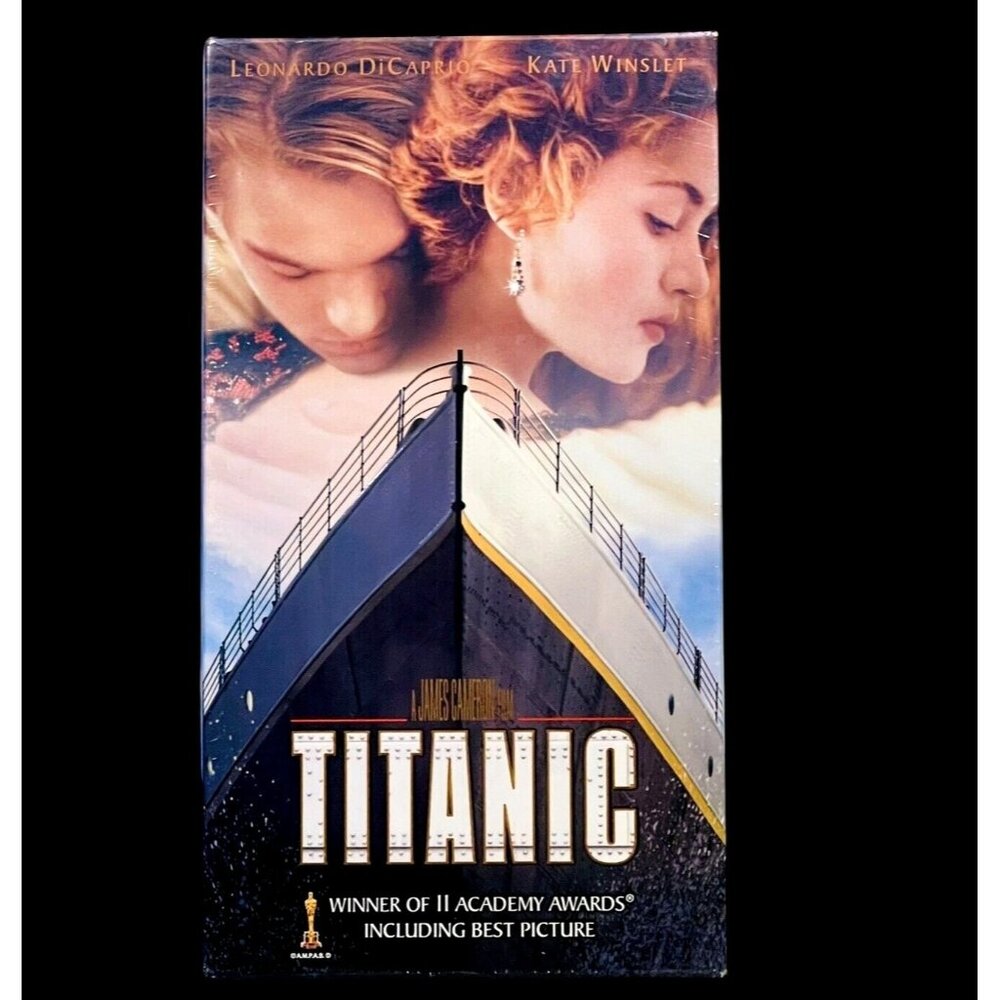 Titanic 1998 2-VHS Set Sealed James Cameron Film With Leonardo DiCaprio & Kate W